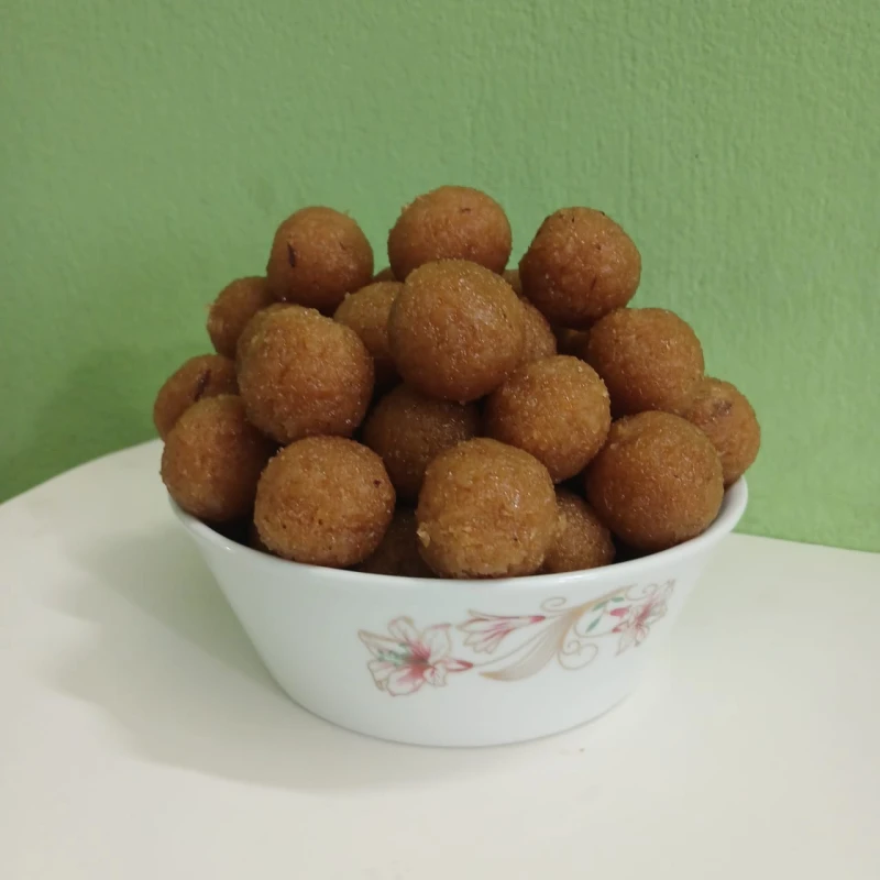 নাড়কেলের নাড়ু